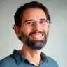 Dr. Lucas Medeiros